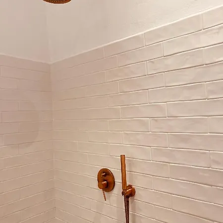 Casa Di Manto Traditional דירה